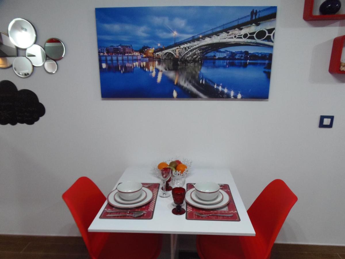 Apartamento En Triana Севиля Екстериор снимка